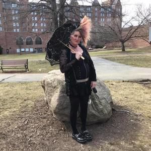 Meet your Posher, Diana